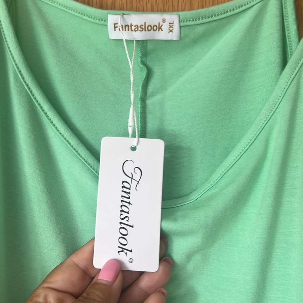 Mint Green Sleeveless Romper - Picture 2 of 2